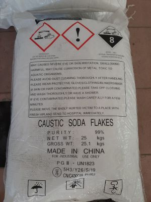 CAUSTIC SODA FLAKES (NAOH)